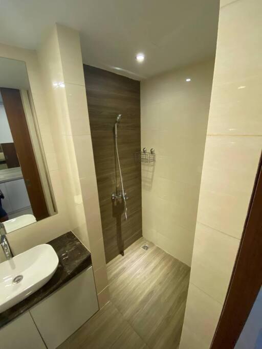 Nagoya Thamrin Apartment High Floor With View מראה חיצוני תמונה