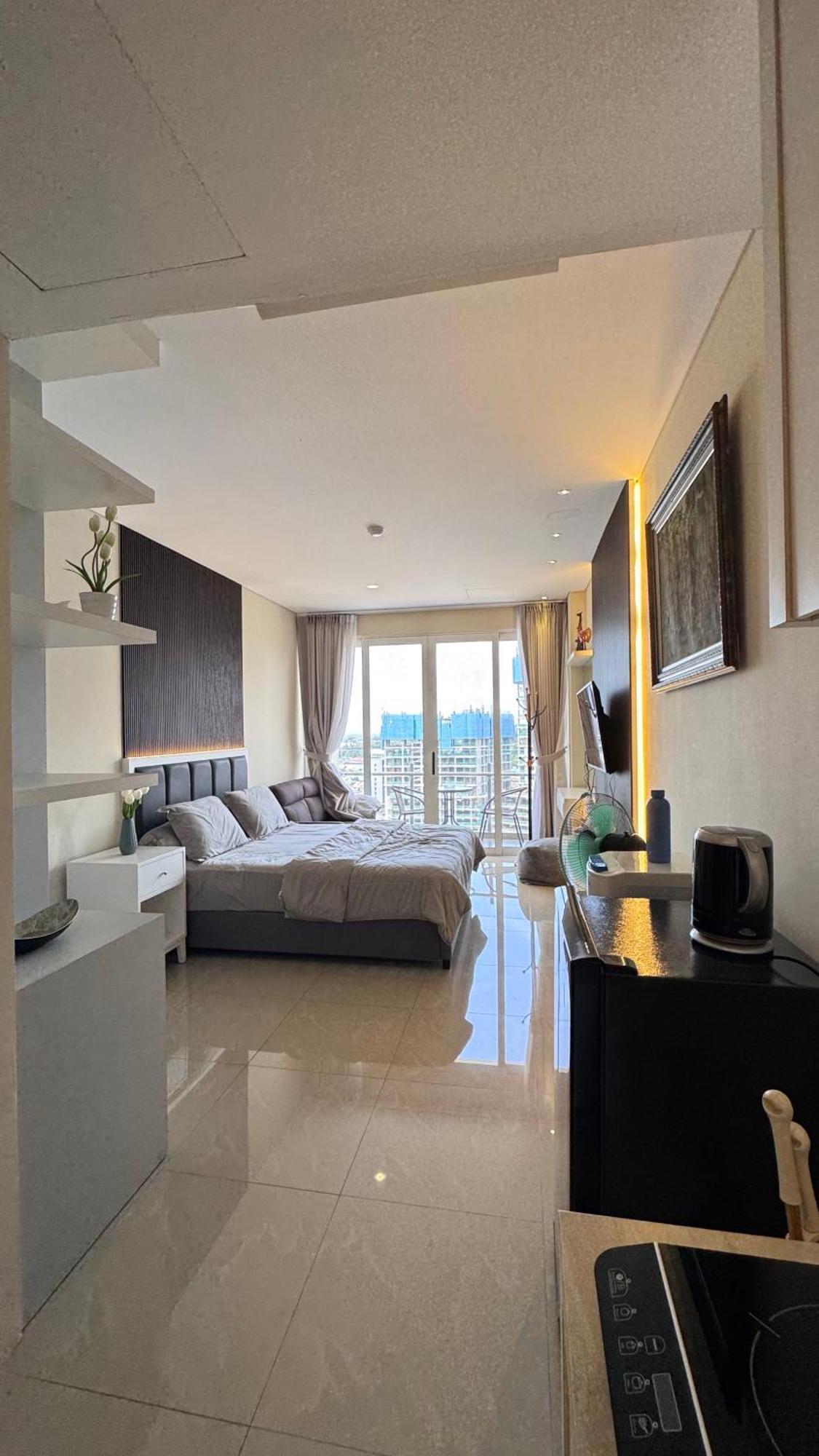 Nagoya Thamrin Apartment High Floor With View מראה חיצוני תמונה